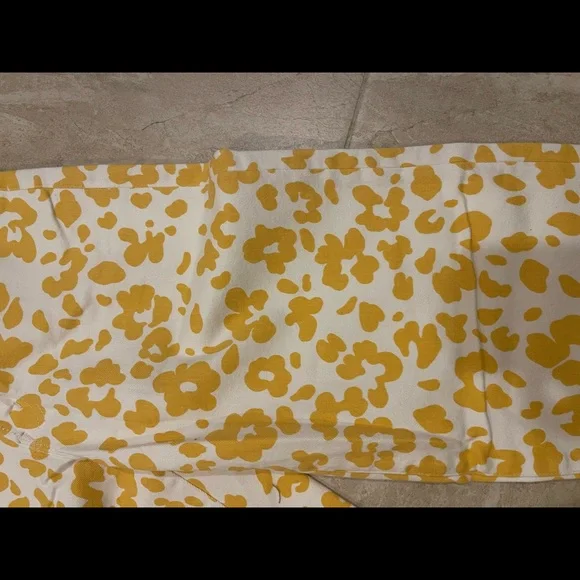 Mother denim yellow leopard pants - Picture 2 of 4